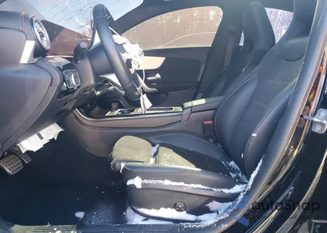 2024 Mercedes-Benz Cla 250 4Matic z USA, uszkodzony, nr VIN W1K5J4HB8RN454518